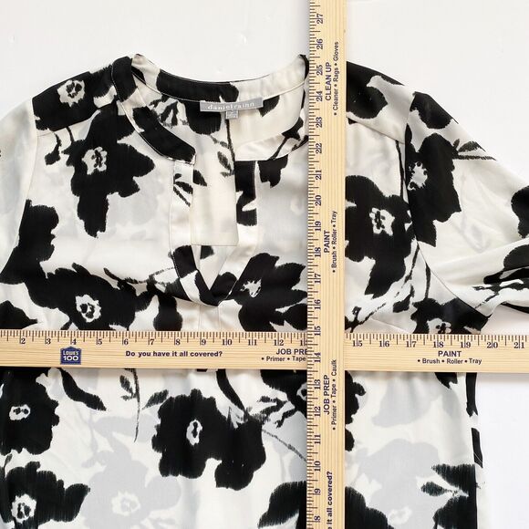 Daniel Rainn Blouse Woman’s Medium Koda Split Neck Floral Tunic Tab Sleeve - Picture 10 of 11